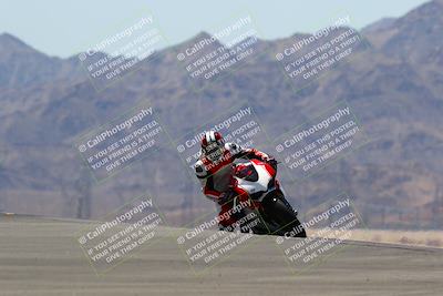 media/May-15-2022-SoCal Trackdays (Sun) [[33a09aef31]]/Turn 9 (11am)/